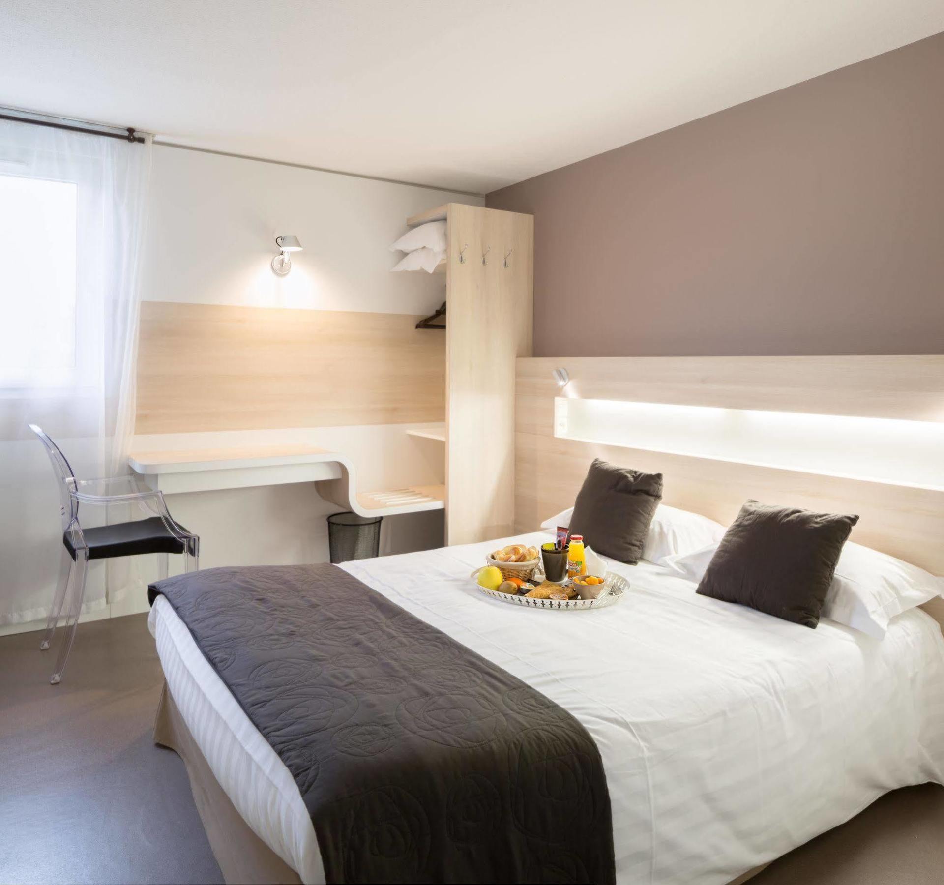 Hotel Restaurant L'Eskemm St Brieuc-Tregueux Екстериор снимка